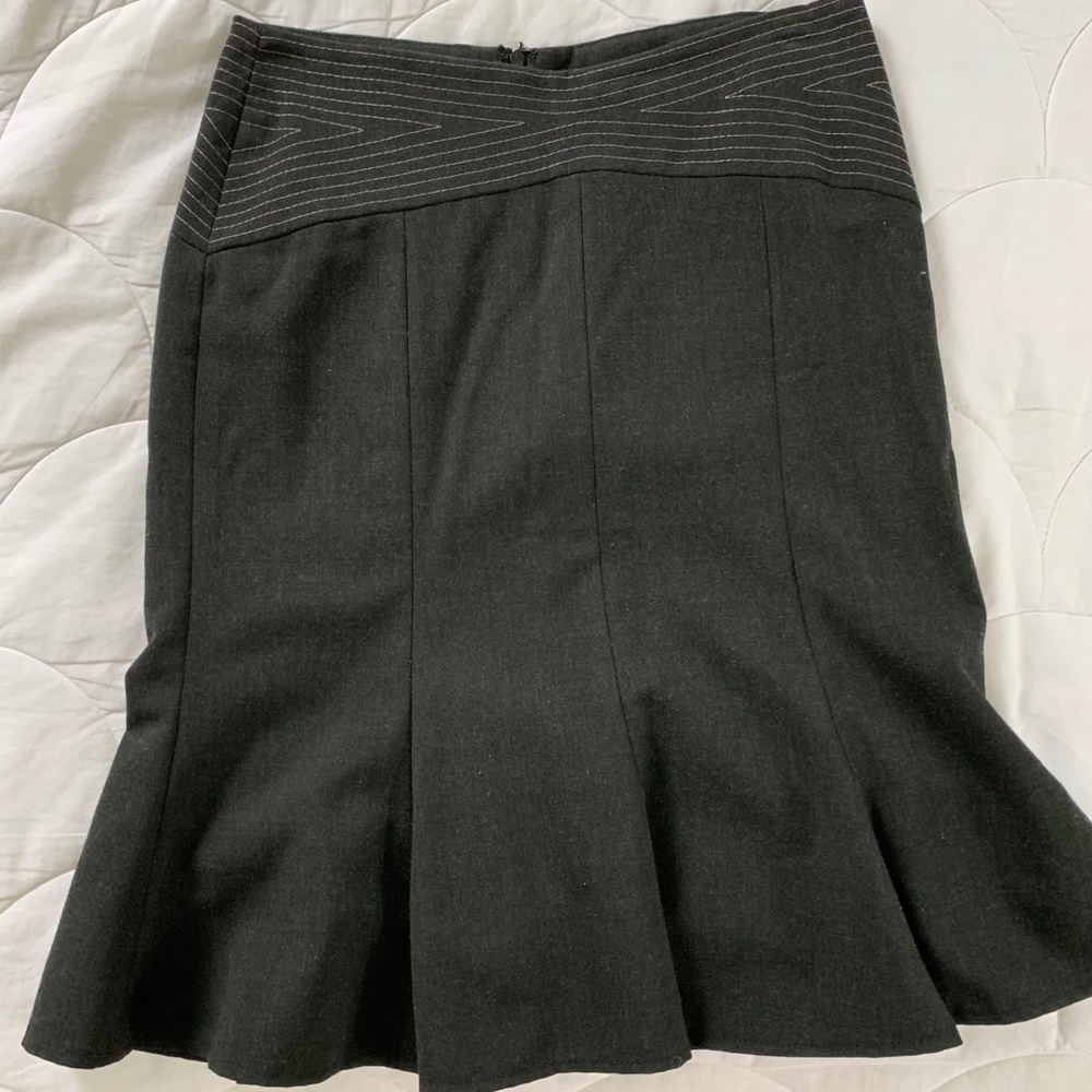 Bebe skirt